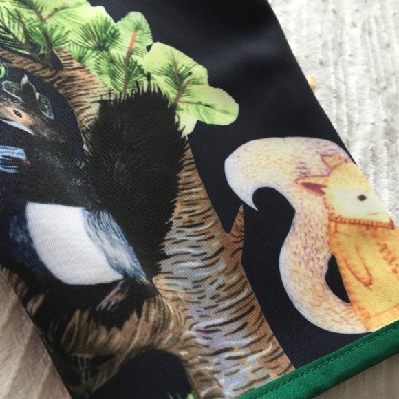 Ludomara Ladies Top Medium/Small - Lots of Charm and Character - Picture 13 of 16